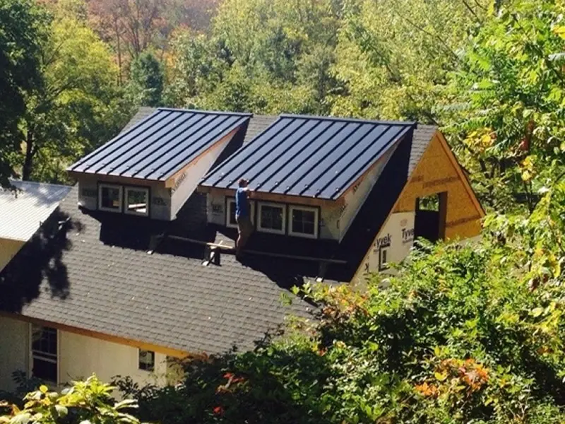 Franco Roofing Llc